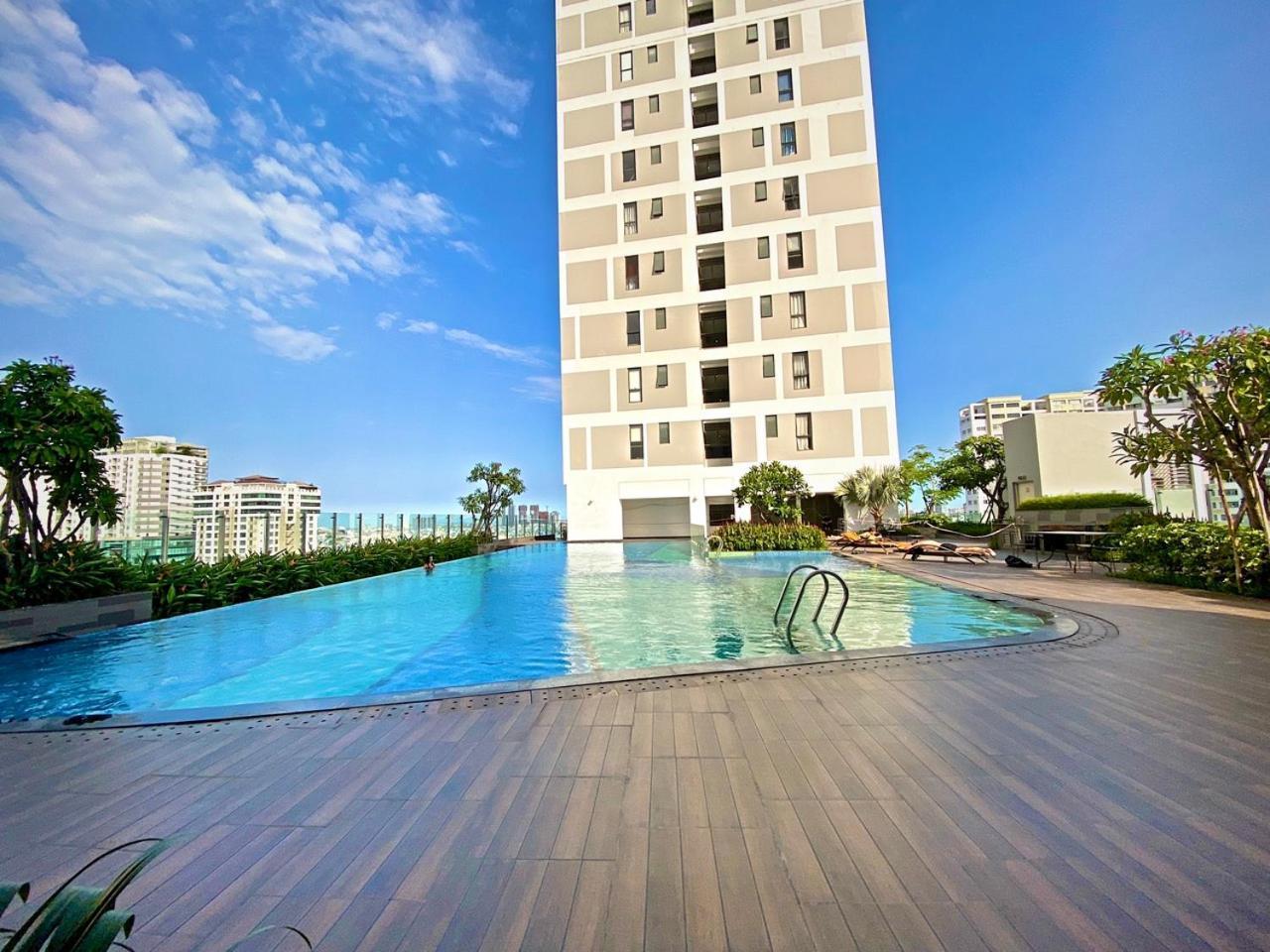 Yourhomes - River Gate Хошимин Экстерьер фото